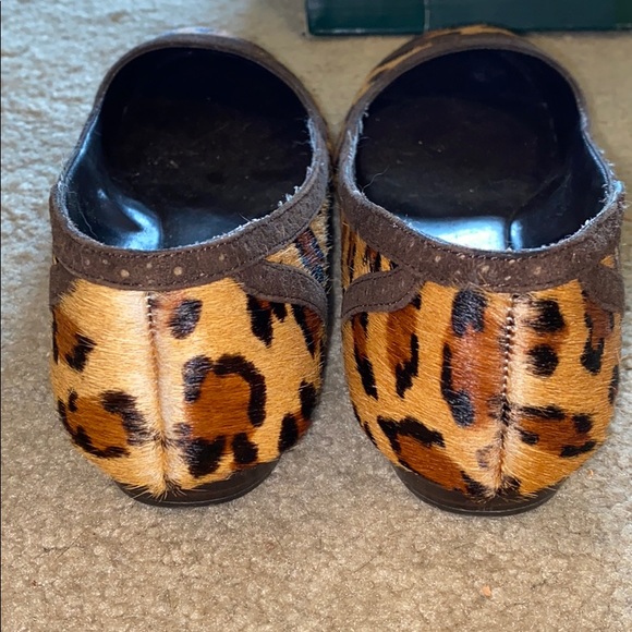 Lauren Ralph Lauren Cheetah Print Flats - Picture 4 of 5